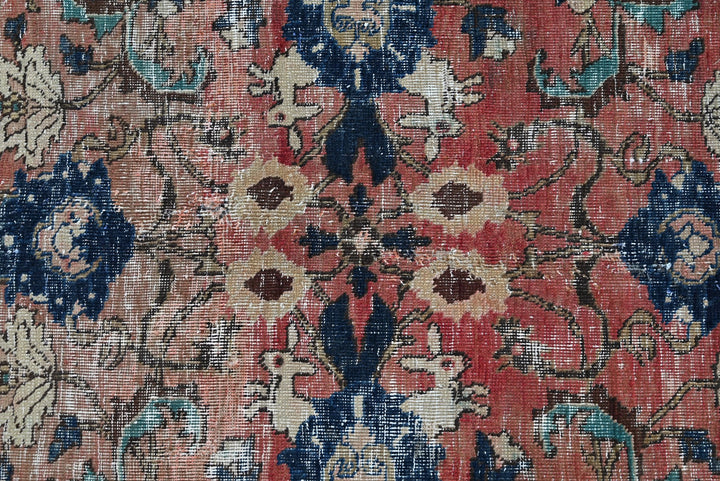 brown Large rug 5' 1" x 9' 10"