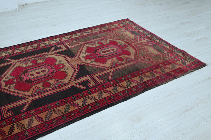 black Runner rug 4' 5" x 10' 3"
