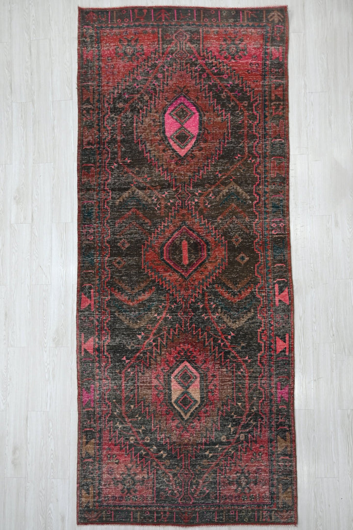 brown Oversized rug 5' 0" x 12' 1"