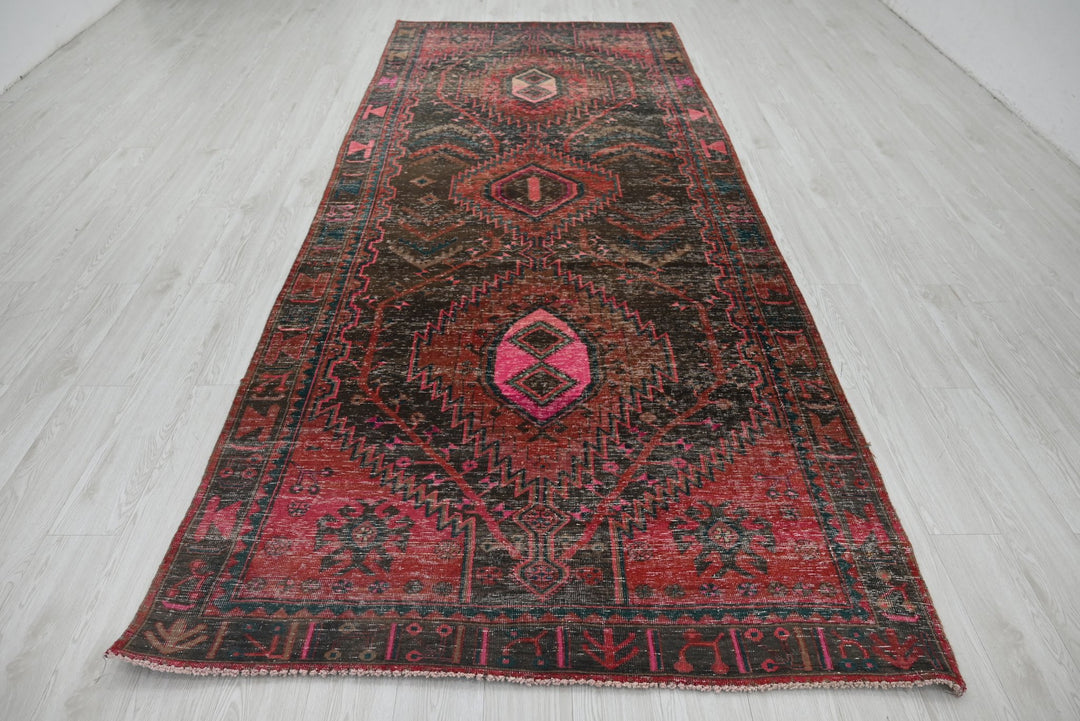 brown Oversized rug 5' 0" x 12' 1"