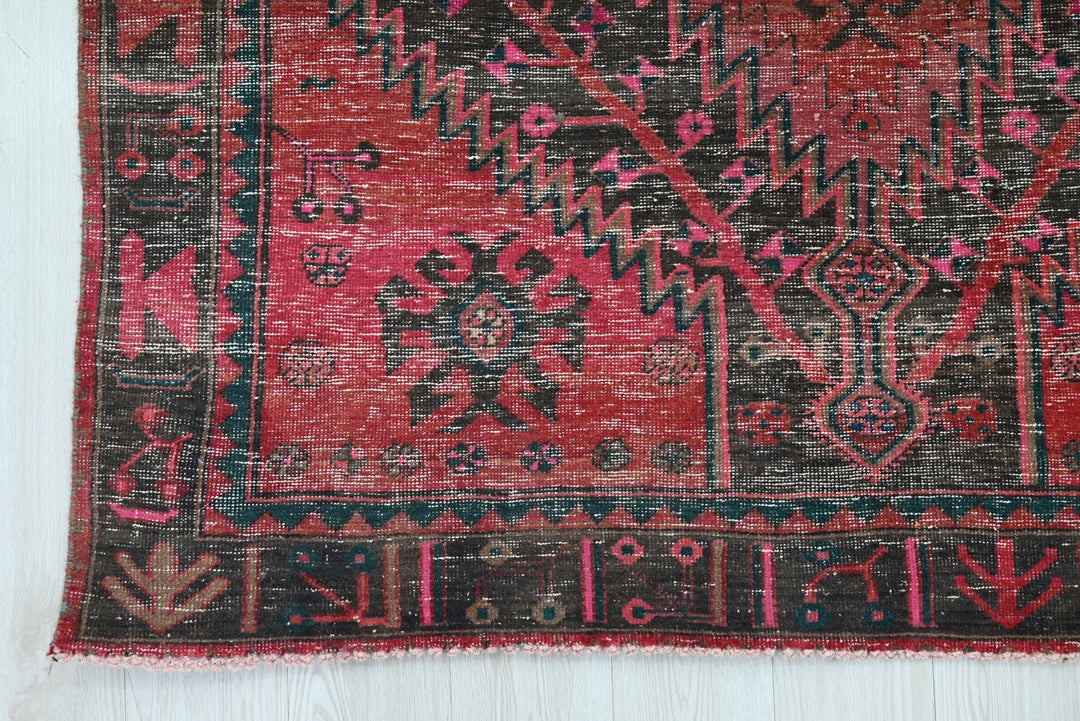 brown Oversized rug 5' 0" x 12' 1"