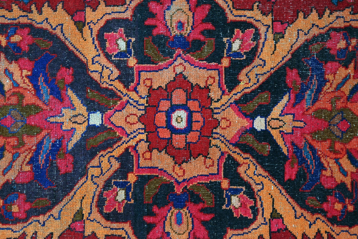 red Medium rug 4' 0" x 7' 11"