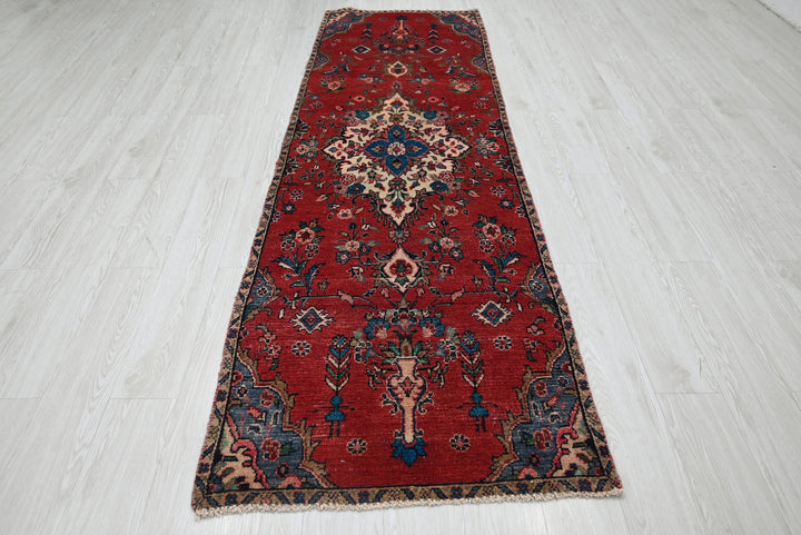 red Runner rug 2' 8" x 9' 0"
