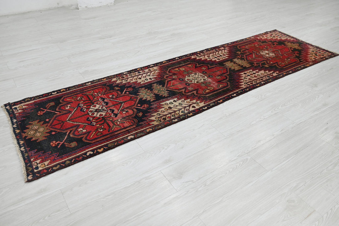 black Runner rug 2' 5" x 8' 9"