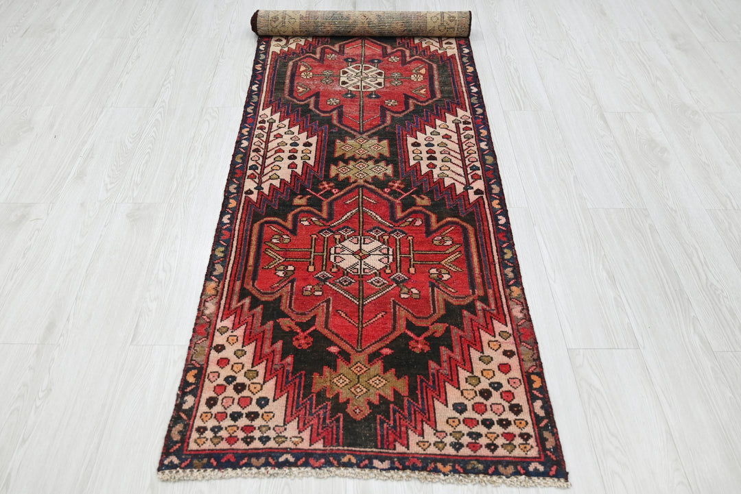 black Runner rug 2' 5" x 8' 9"