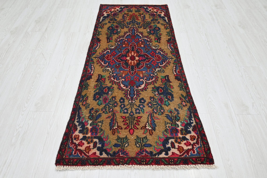 brown Runner rug 2' 4" x 5' 11"