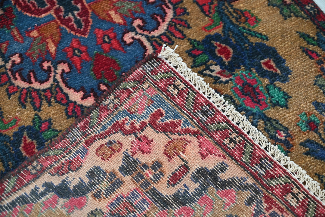 brown Runner rug 2' 4" x 5' 11"