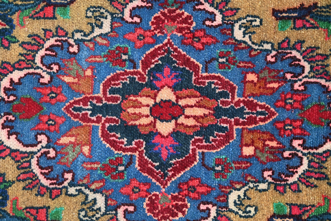 brown Runner rug 2' 4" x 5' 11"