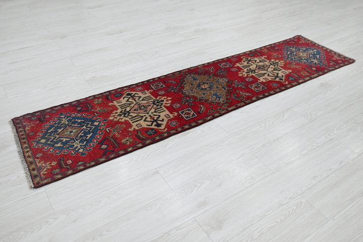 red Runner rug 1' 9" x 7' 7"