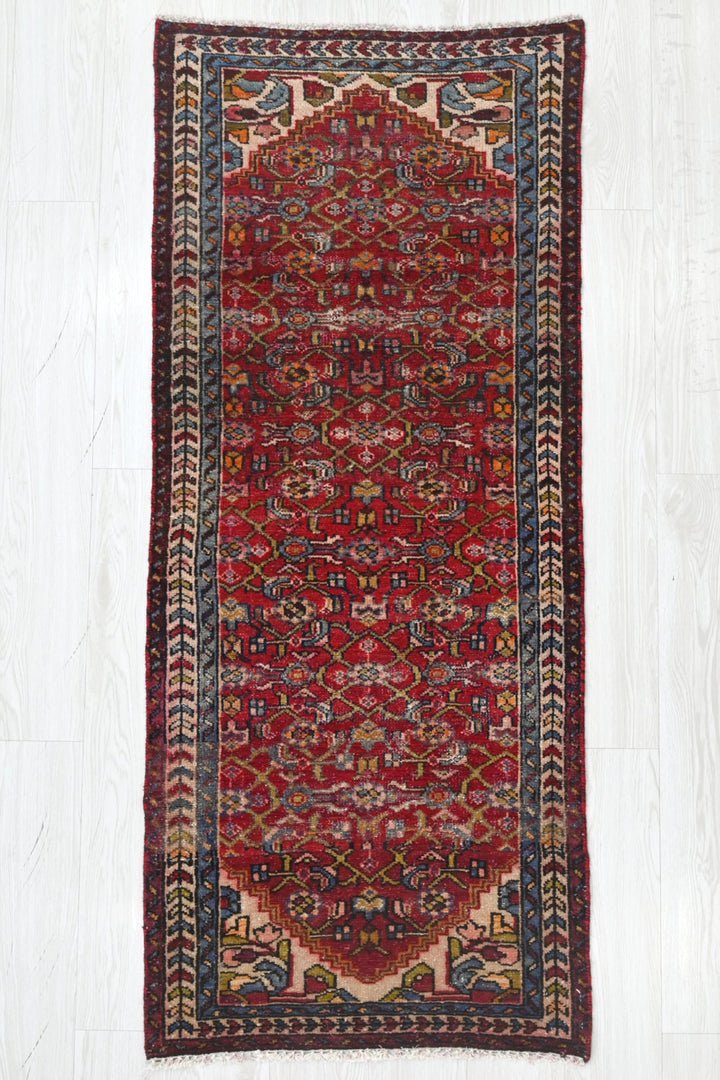 red Runner rug 2' 4" x 5' 7"