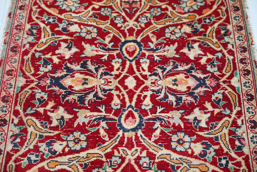 red Runner rug 2' 0" x 9' 8"
