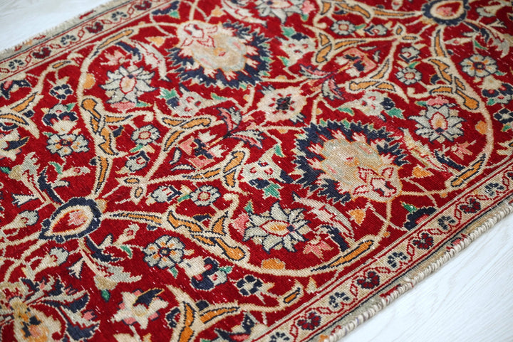 red Runner rug 2' 0" x 9' 8"