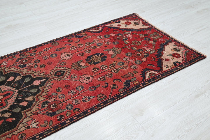 red Runner rug 2' 9" x 9' 0"