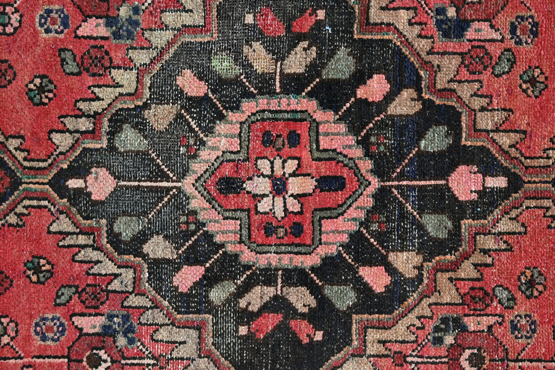 red Runner rug 2' 9" x 9' 0"