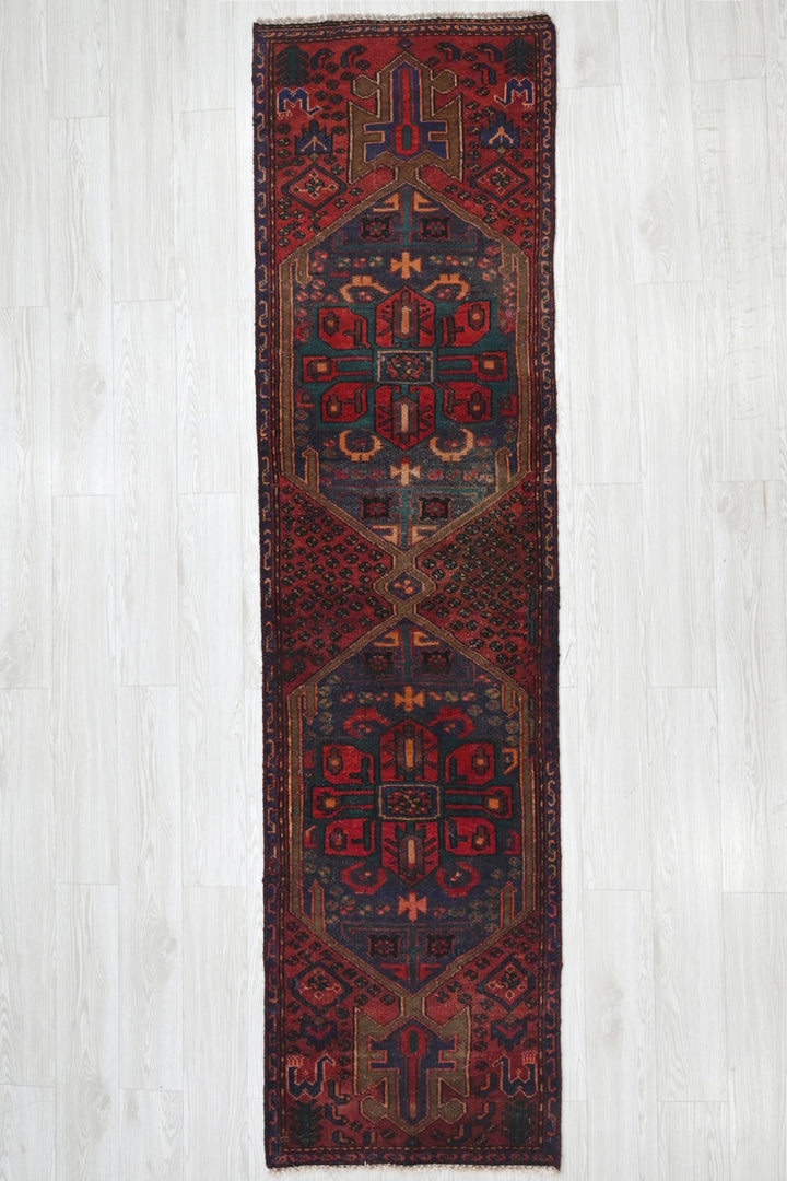 red Runner rug 2' 3" x 8' 6"