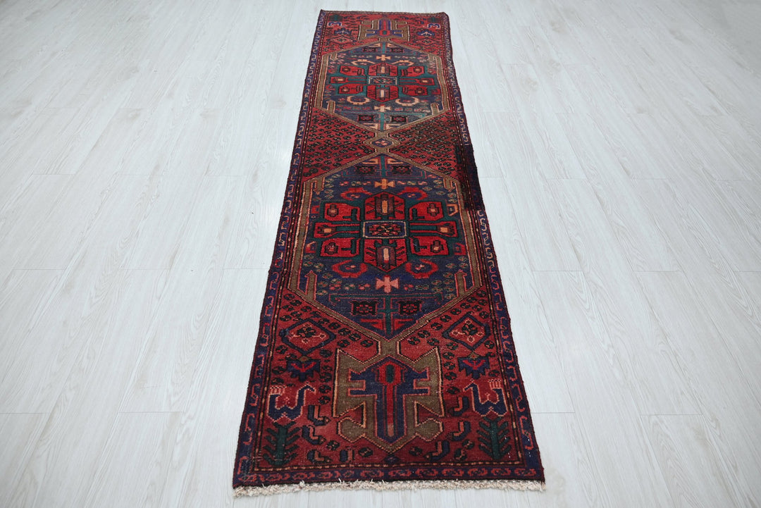red Runner rug 2' 3" x 8' 6"