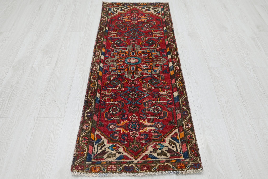 red Runner rug 2' 0" x 5' 9"