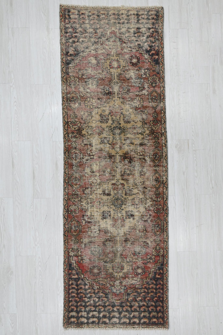 brown Runner rug 2' 7" x 8' 5"