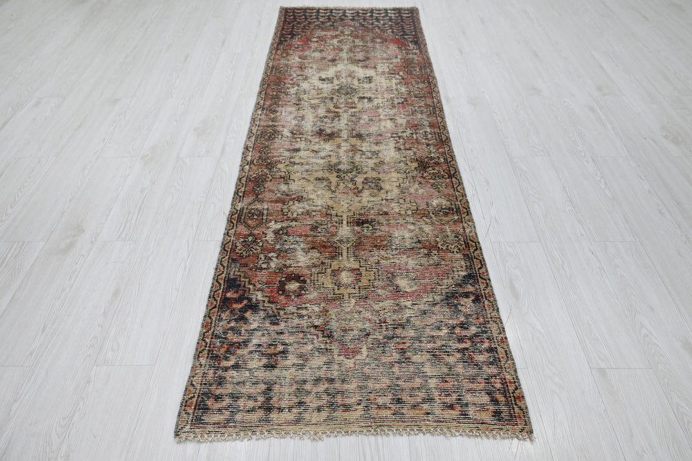 brown Runner rug 2' 7" x 8' 5"