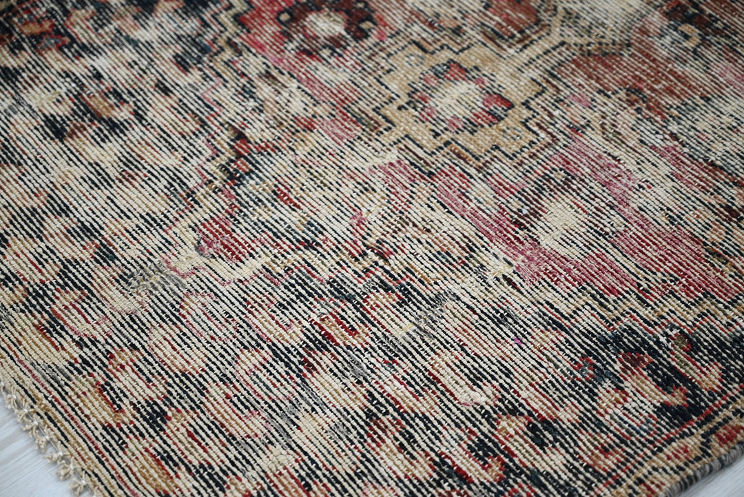 brown Runner rug 2' 7" x 8' 5"