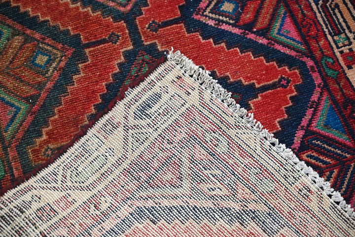 red Runner rug 2' 2" x 9' 5"