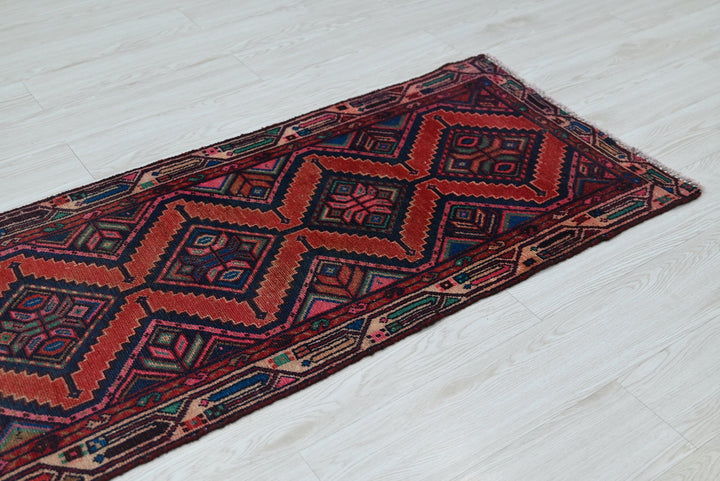 red Runner rug 2' 2" x 9' 5"