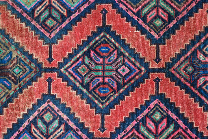 red Runner rug 2' 2" x 9' 5"