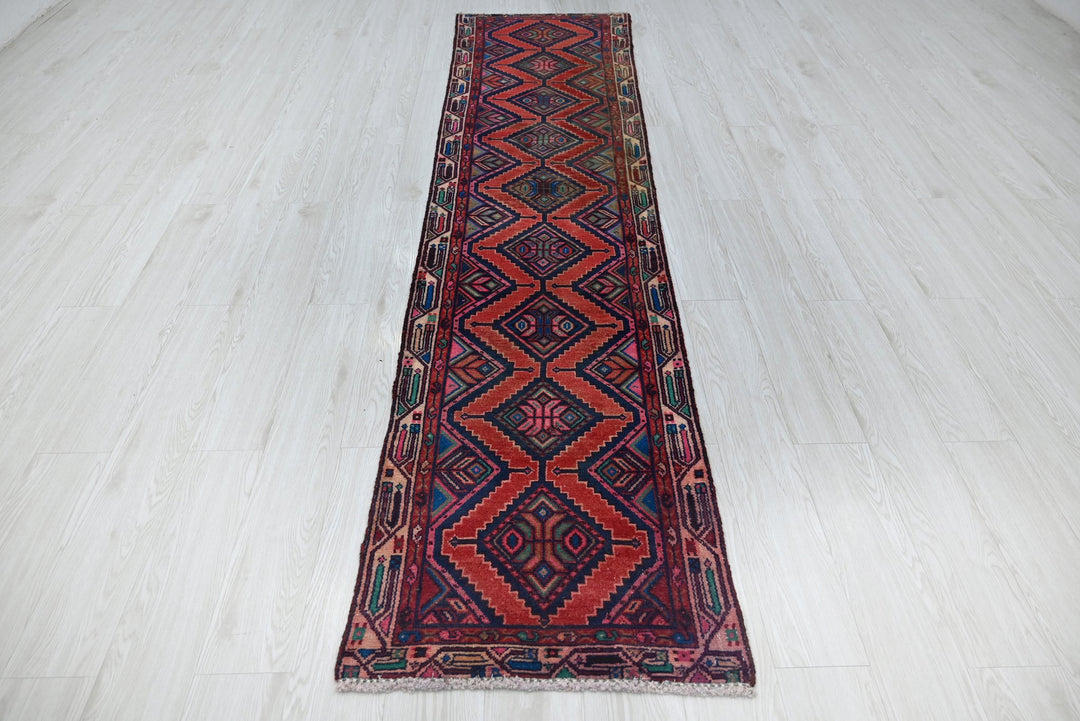 red Runner rug 2' 2" x 9' 5"