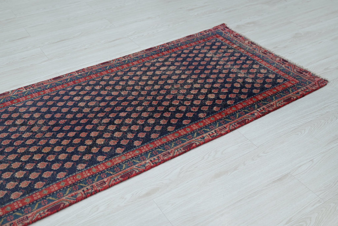blue Runner rug 2' 6" x 9' 8"