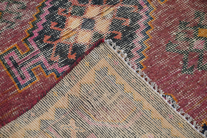 red Runner rug 3' 1" x 7' 10"
