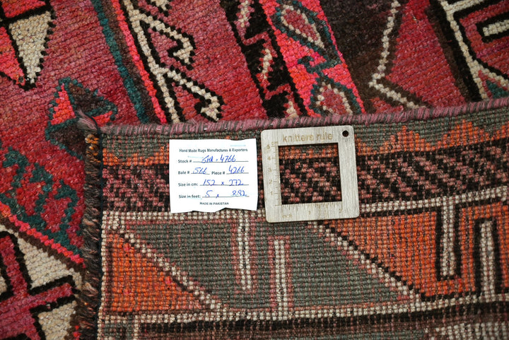 red Medium rug 5' 0" x 8' 11"