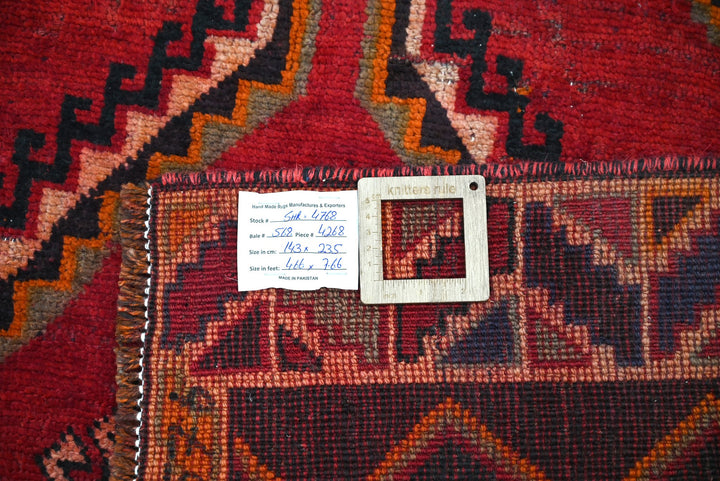 red Medium rug 4' 8" x 7' 9"