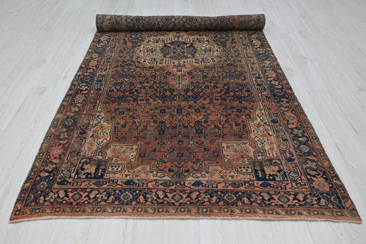 brown Large rug 4' 10" x 10' 6"