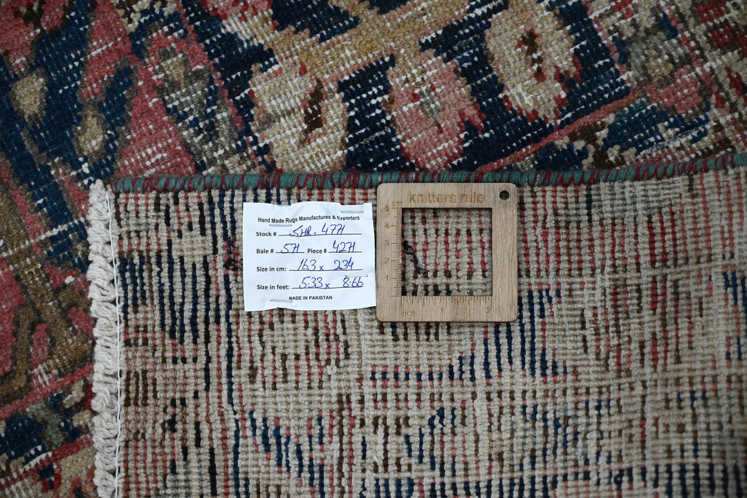 red Medium rug 5' 4" x 7' 8"