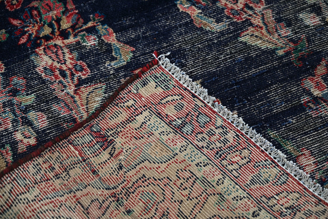 blue Medium rug 2' 9" x 7' 5"