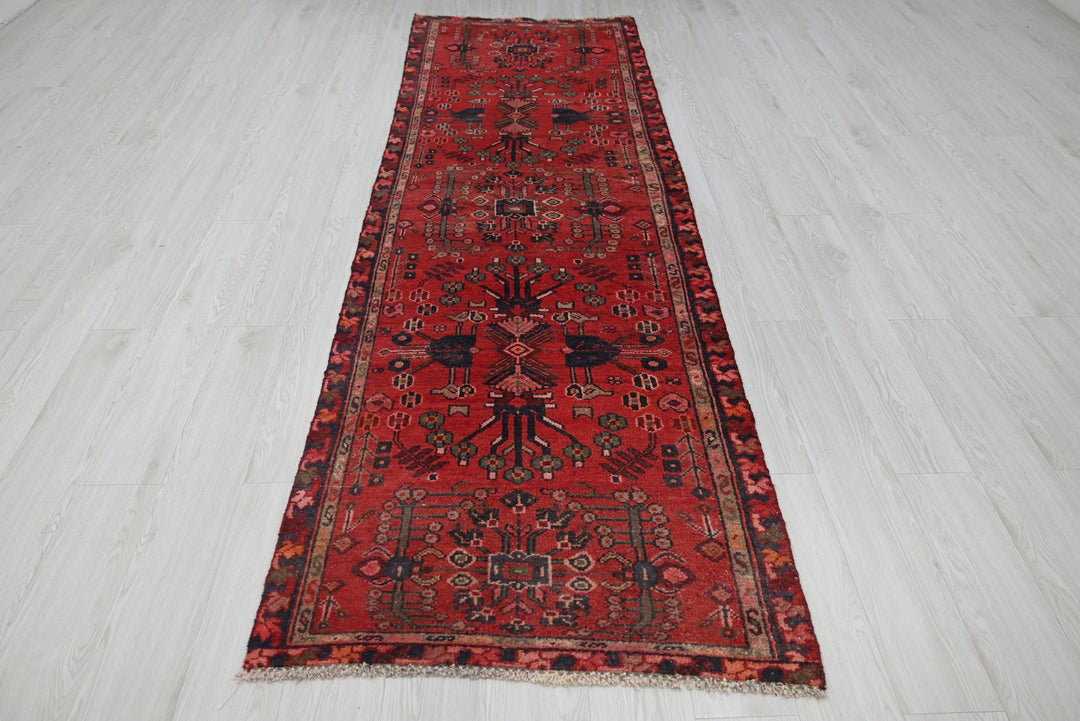 red Runner rug 2' 11" x 9' 1"
