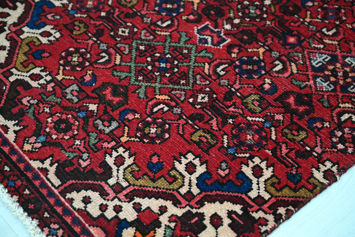 red Runner rug 2' 4" x 8' 3"