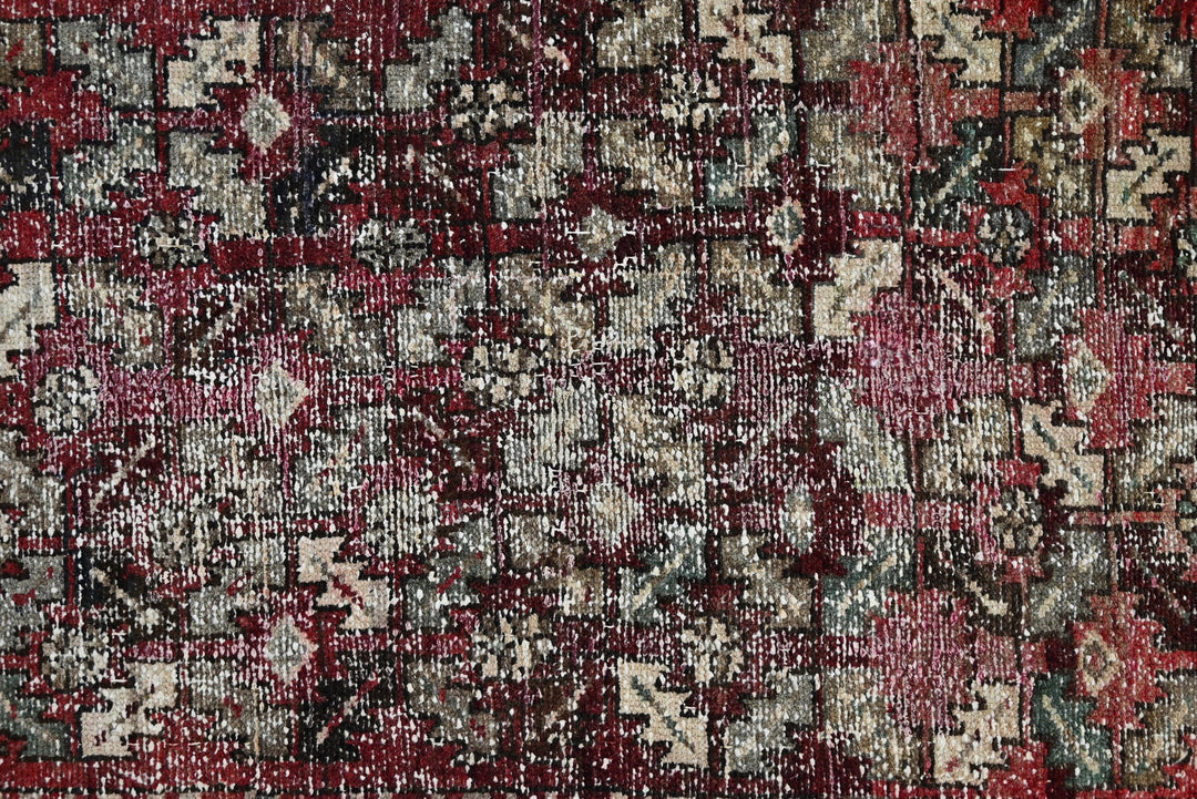 red Runner rug 3' 2" x 7' 7"
