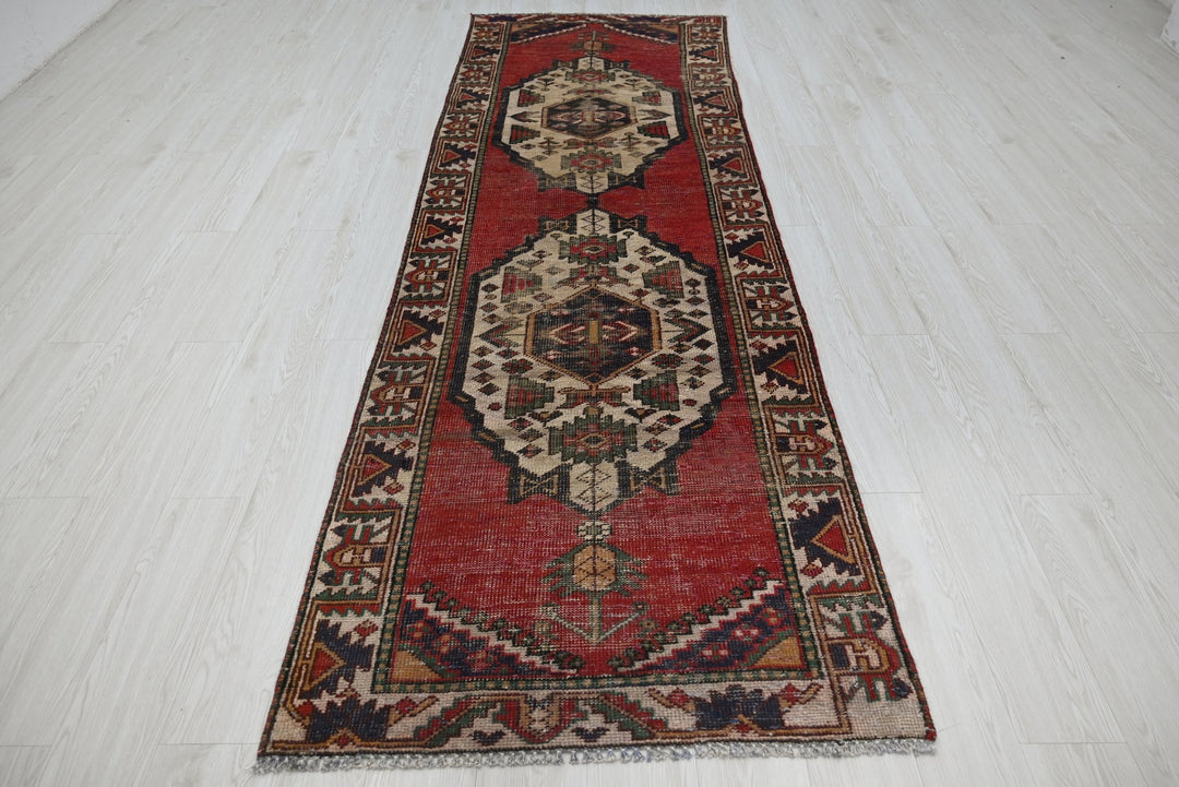 red Runner rug 3' 2" x 9' 10"
