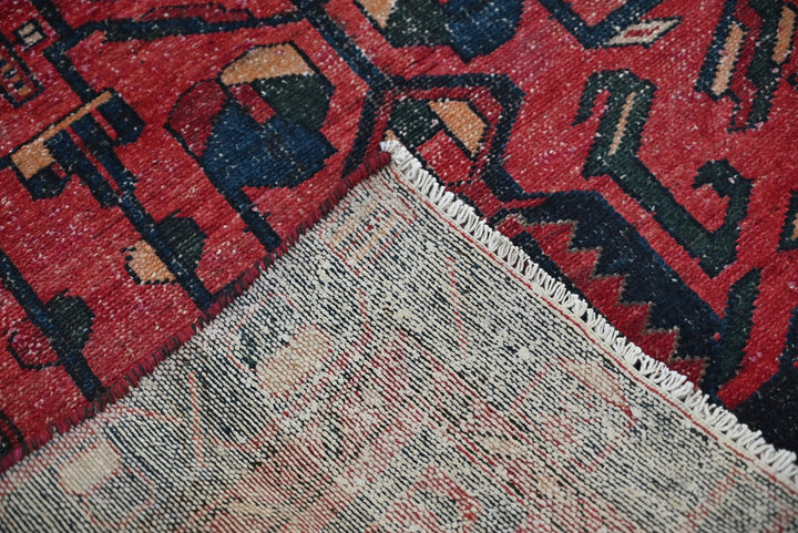 red Runner rug 3' 2" x 9' 5"