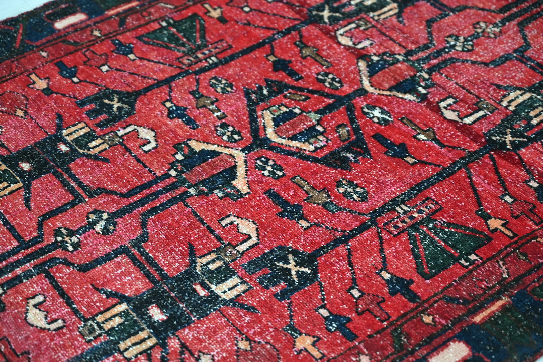 red Runner rug 3' 2" x 9' 5"