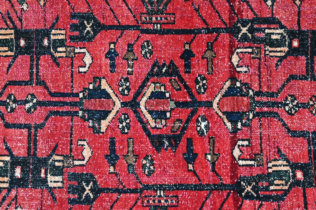 red Runner rug 3' 2" x 9' 5"