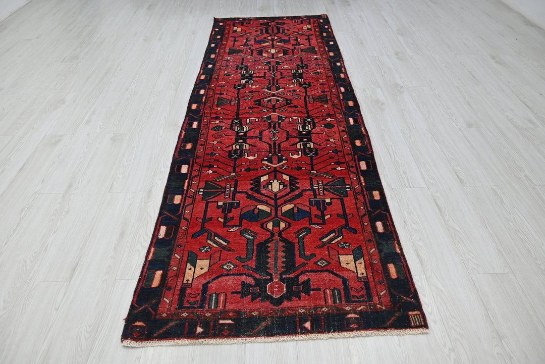 red Runner rug 3' 2" x 9' 5"