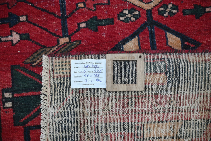 red Runner rug 3' 2" x 9' 5"