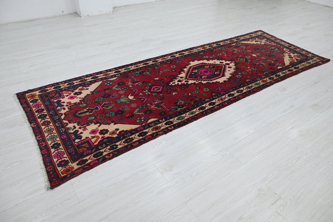 red Runner rug 3' 3" x 9' 8"