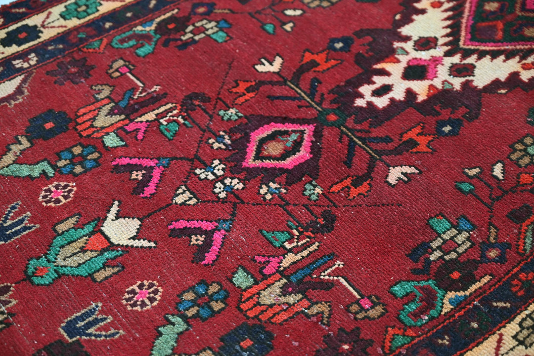 red Runner rug 3' 3" x 9' 8"