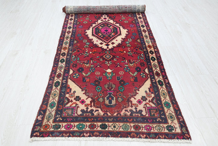 red Runner rug 3' 3" x 9' 8"