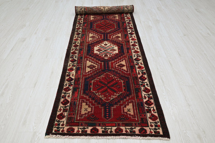 red Runner rug 3' 0" x 10' 3"