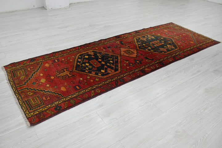 red Runner rug 3' 1" x 9' 0"
