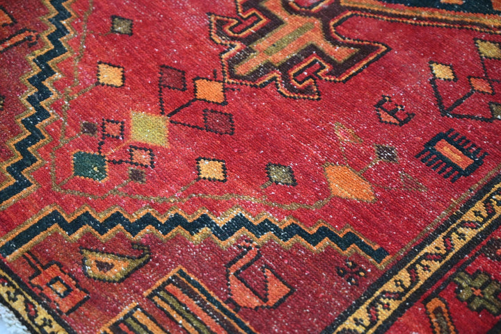 red Runner rug 3' 1" x 9' 0"